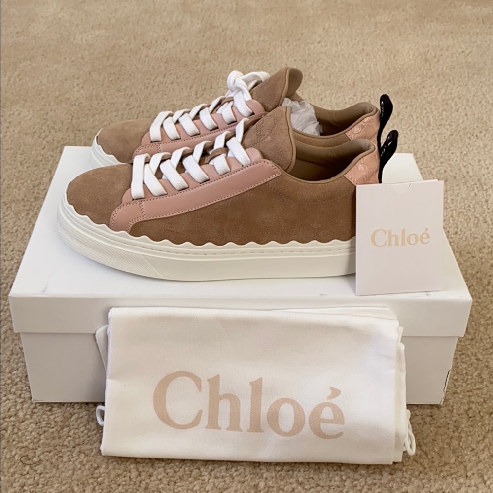 Chloé